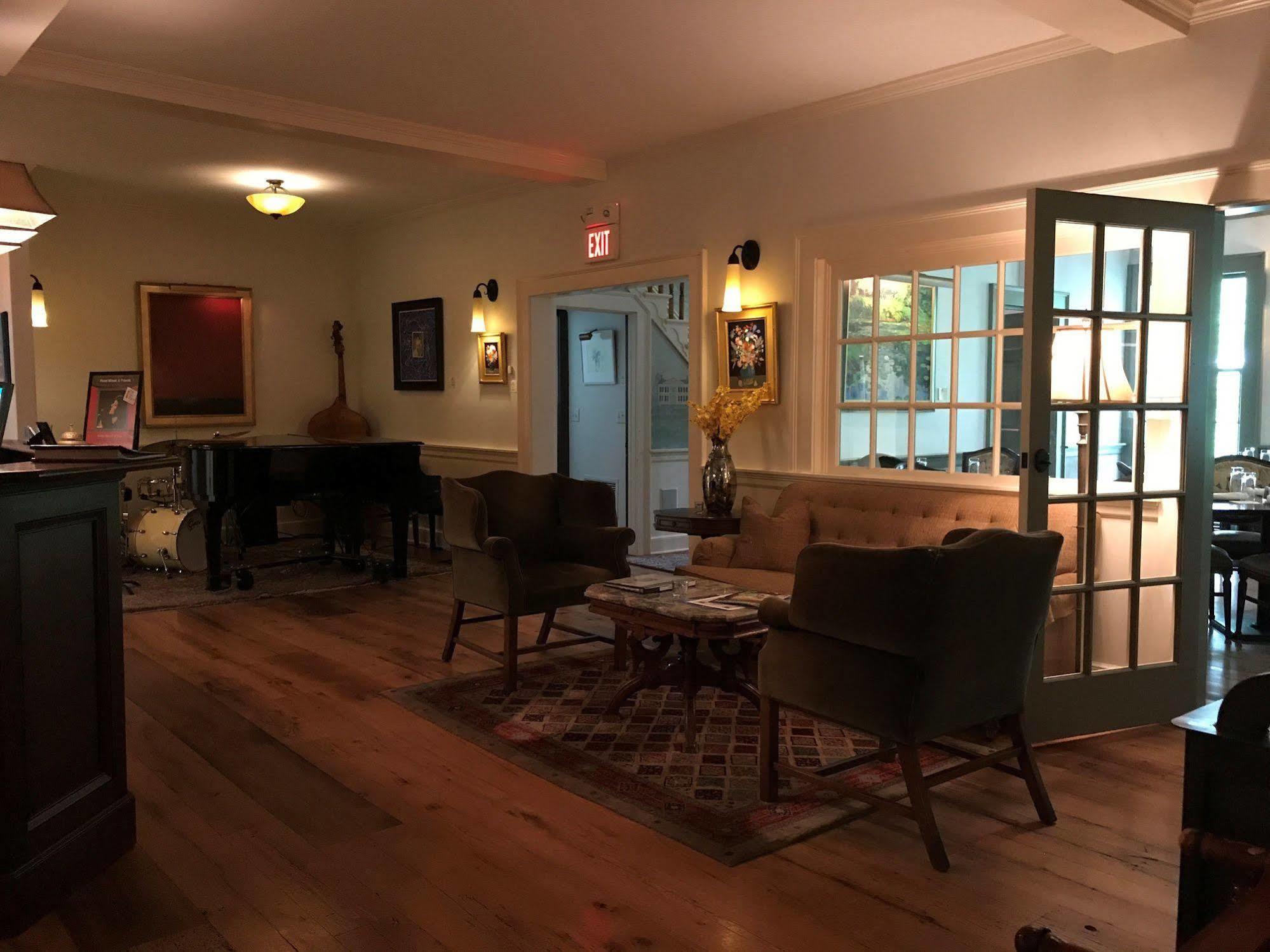 The Old Lyme Inn Exterior photo